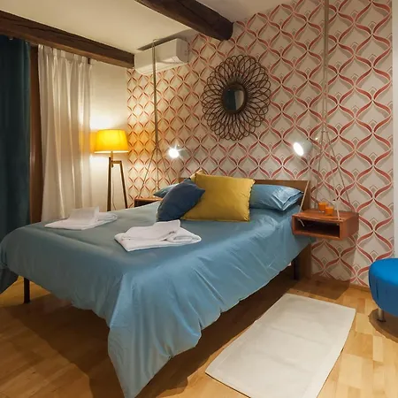 Pietrapiana Flat & Local Market Apartment Florence