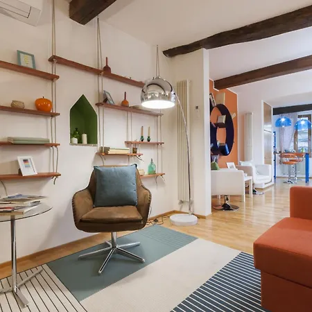 Pietrapiana Flat & Local Market *